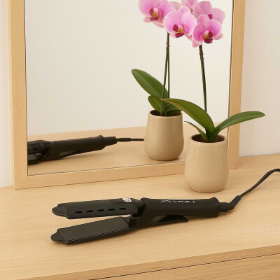 Машинка за подстригване VGR V-992 със стойка за зареждане, 9000 обмин.