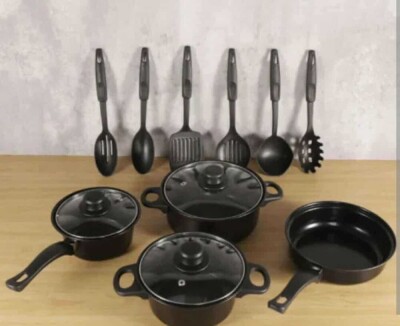 Комплект съдове за готвене от 13 части,незалепващо покритие,за използване на индукционни котлони и печки