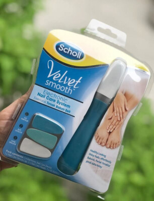 Електрическа пила за нокти SCHOLL Velvet Smooth