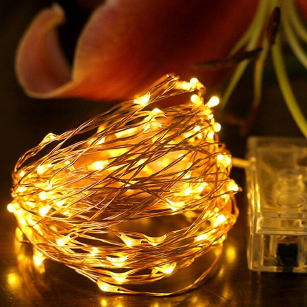 Коледни лампички на батерии в различни цветове