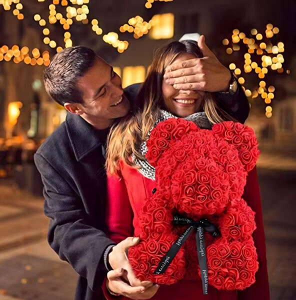 Плюшено мече с LED рози  - комплект вечни рози 25 см